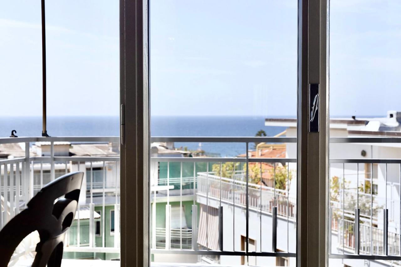 Апартаменты Sanremo Dream - Casa Achille Экстерьер фото